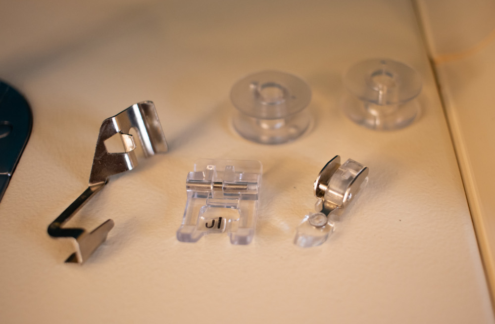 Photo des accessoires d'une Singer Starlet 354